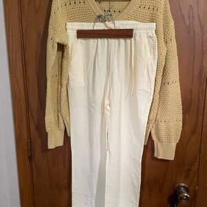Old Navy Cream Track Pants Relaxed Fit